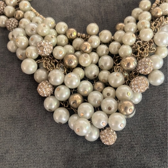 Faux Pearl Necklace - Picture 4 of 4